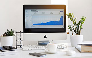 开云体育官网-DRX碾压Excel，Peanut绝境逆转：电竞战场的震撼瞬间