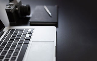 开云体育官网-DRX碾压Excel，Peanut绝境逆转：电竞战场的震撼瞬间