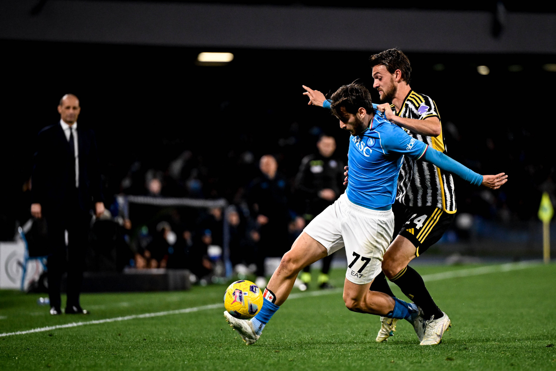 尤文图斯客场对阵那不勒斯，备战情况暴露
