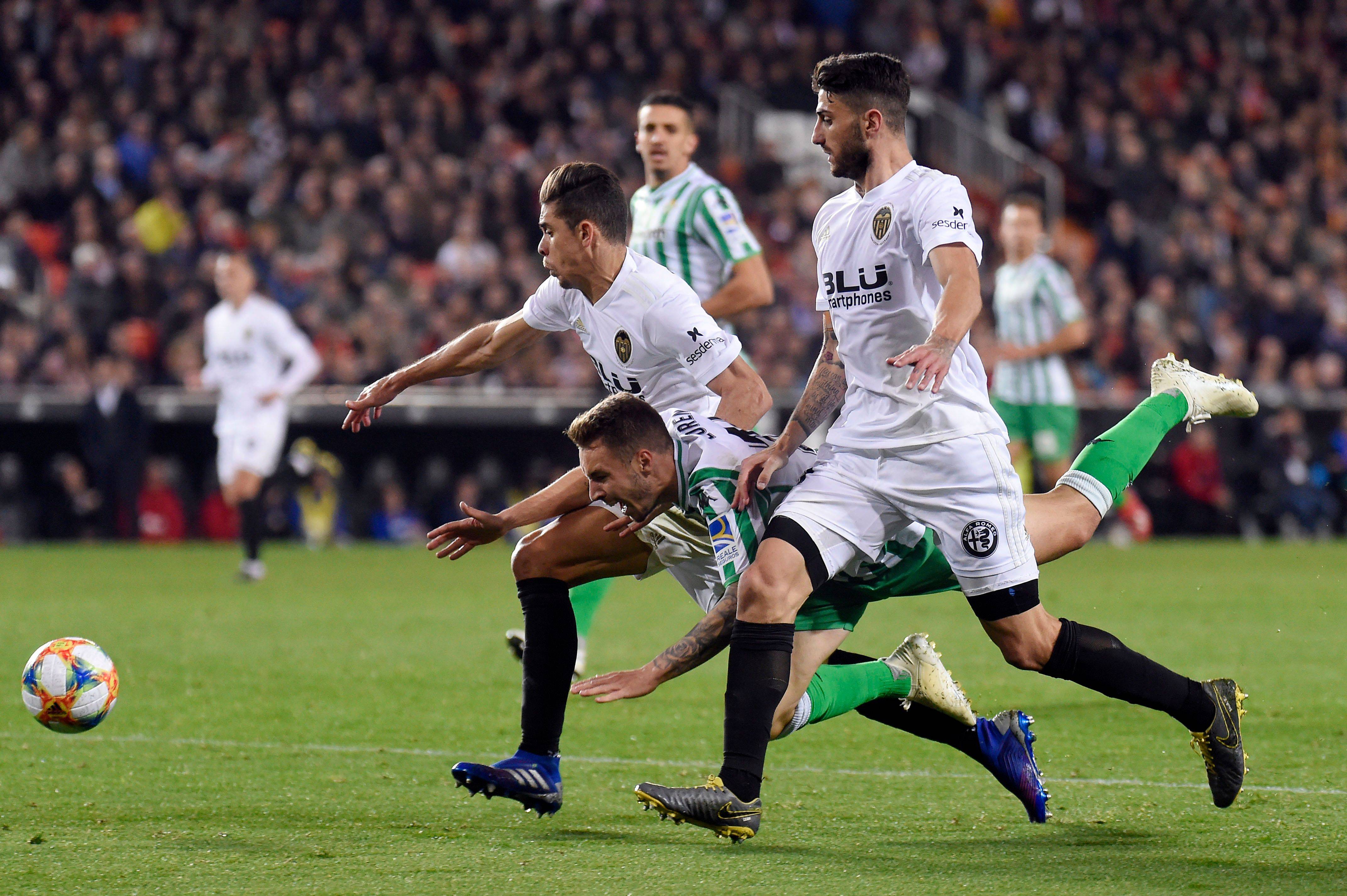 开云体育官网-塞尔塔客场对阵阿拉维斯，胜负难测！的简单介绍