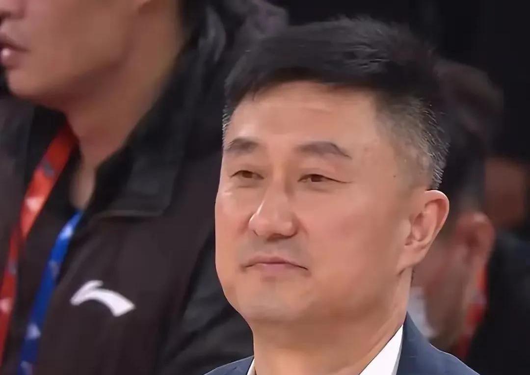 广州蓝队主场胜利,球员表现出色 广州蓝队主场胜利,球员表现出色