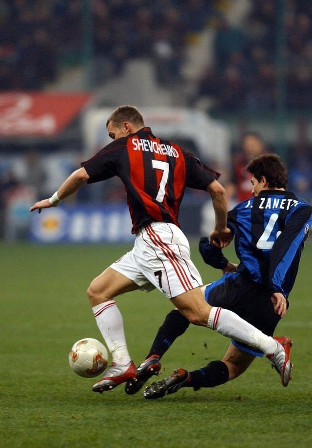 英雄登场,球场峥嵘时刻的简单介绍 英雄登场,球场峥嵘时刻的简单介绍