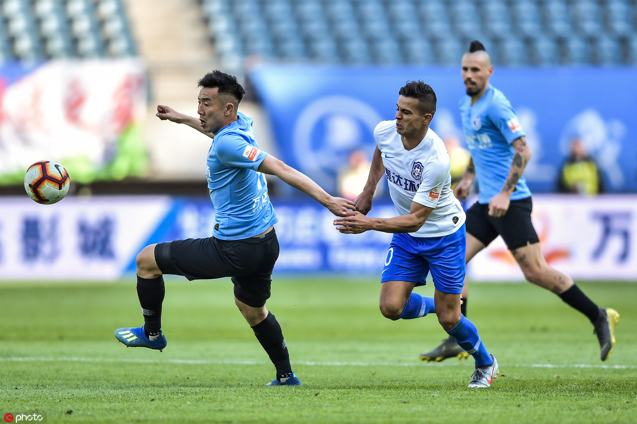 开云体育官网-关于天津泰达前锋破门，精彩战绩令人瞩目的信息