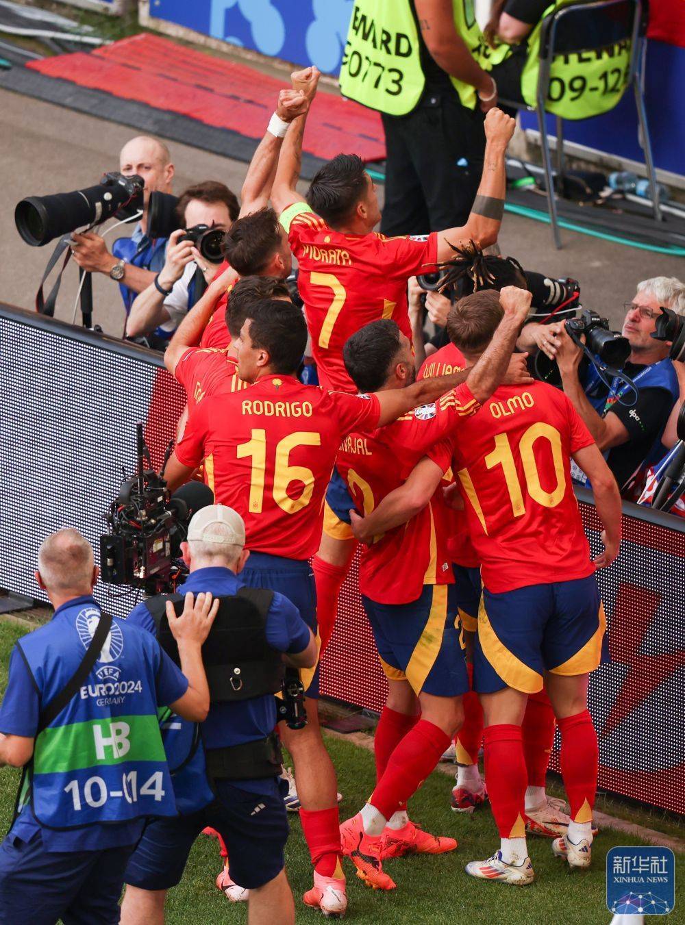 开云下载-德国队惨遭淘汰，球迷痛失期待的简单介绍