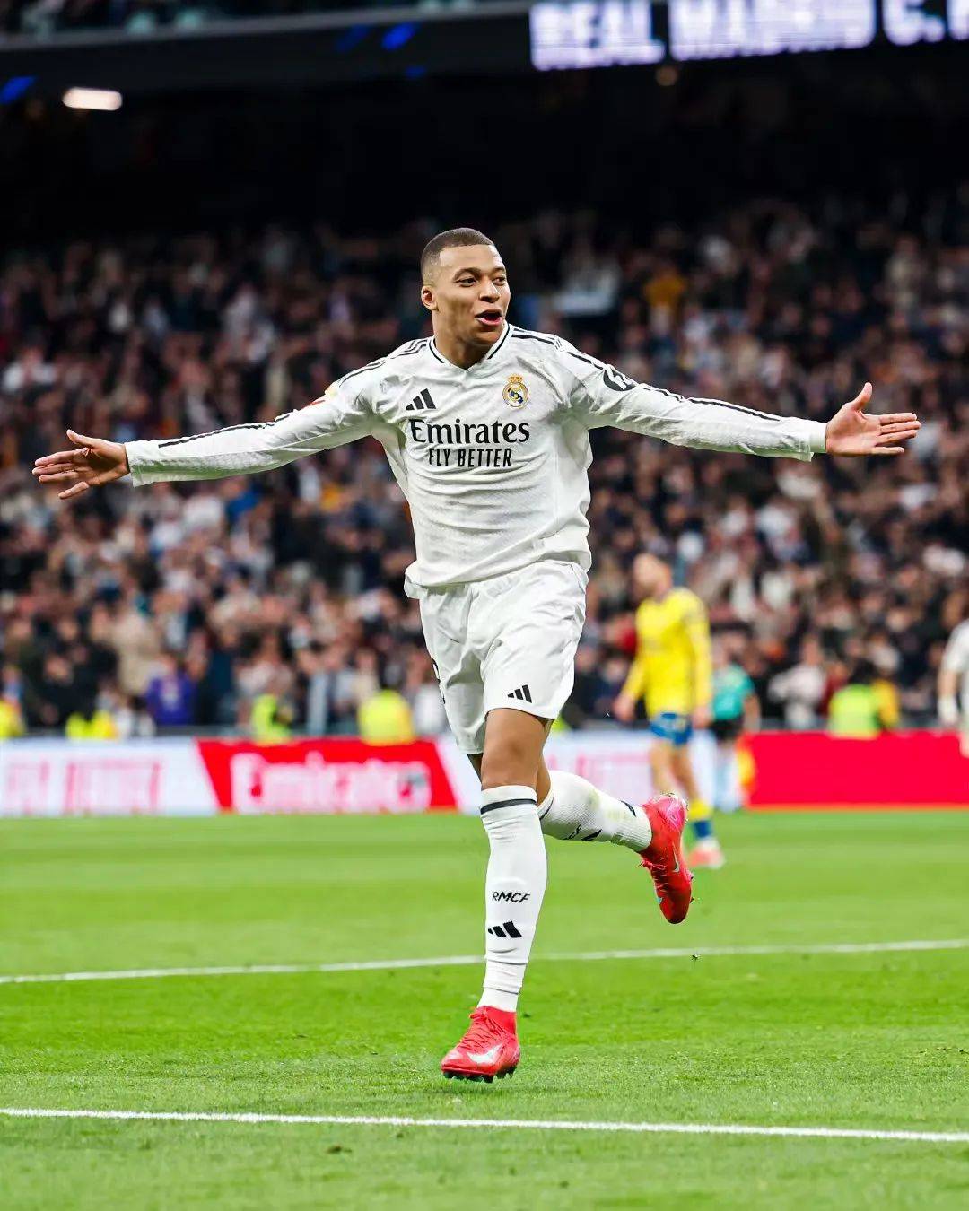 皇家马德里蓄势待发,志在夺得西甲冠军的简单介绍 皇家马德里蓄势待发,志在夺得西甲冠军的简单介绍