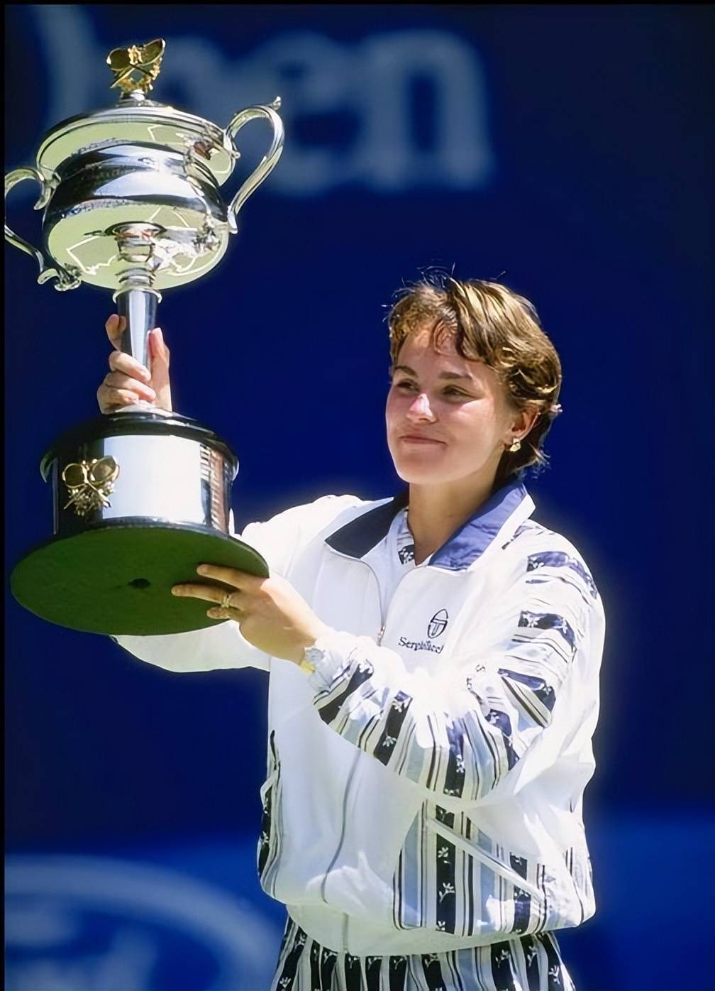 开云体育下载-俄罗斯女队球员荣获联赛最有价值球员称号