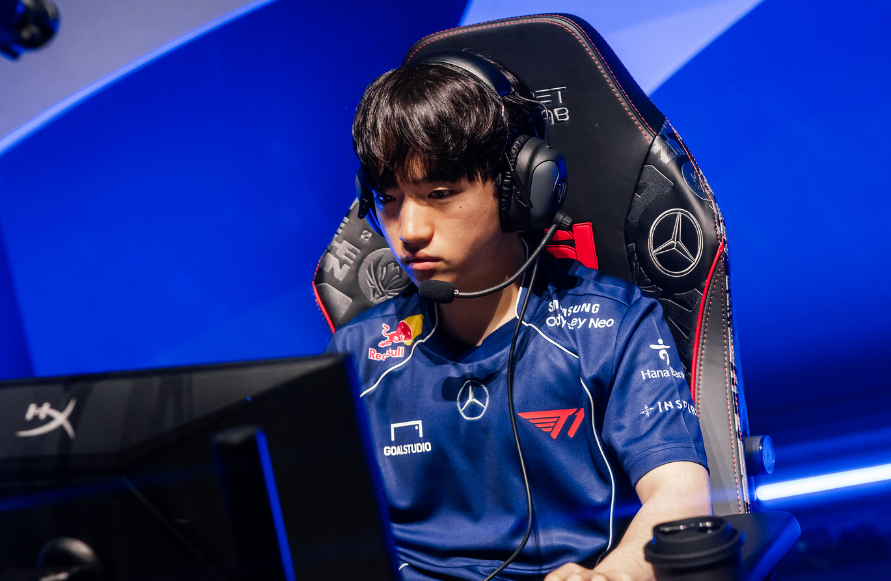 开云体育官方网站-包含EDG血洗BLG，Keria极限生还后反打顶尖较量淘汰赛，成为赛场最大亮点的词条