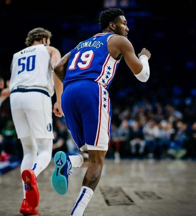 包含76人绝杀独行侠,威斯布鲁克高光表现的词条 包含76人绝杀独行侠,威斯布鲁克高光表现的词条