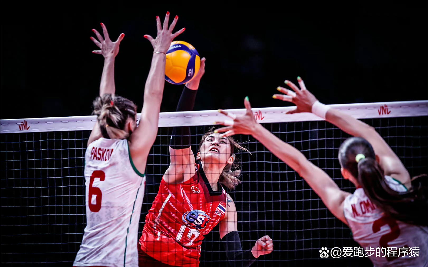 包含韩国羽毛球队横扫泰国羽毛球队，马琳制霸全场的词条