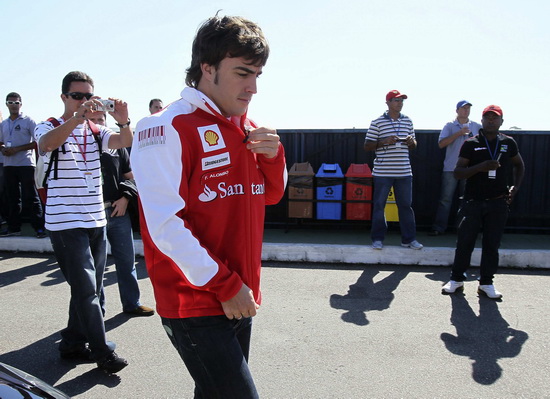 威廉姆斯绝杀红牛车队，阿隆索高光表现